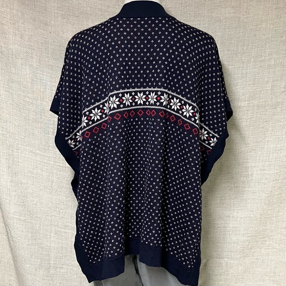 Draper James poncho - Picture 3 of 3